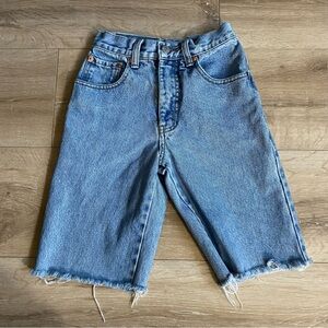 Vintage District Gasoline cut off denim jean shorts size 8 100 % cotton